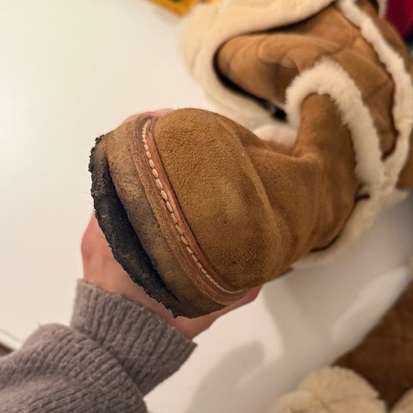 Moncler Women's Tan Shearling Merino Sheep Fur Boots - Picture 7 of 12